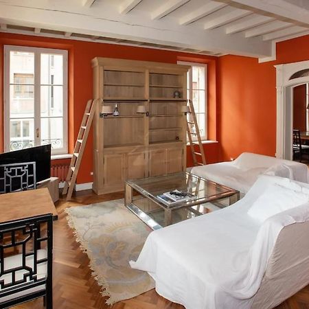 Charme And Relax In Downtown Parma Apartment ภายนอก รูปภาพ