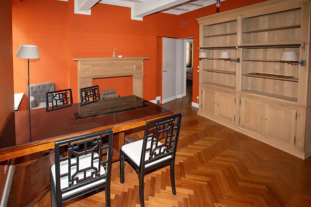 Charme And Relax In Downtown Parma Apartment ภายนอก รูปภาพ